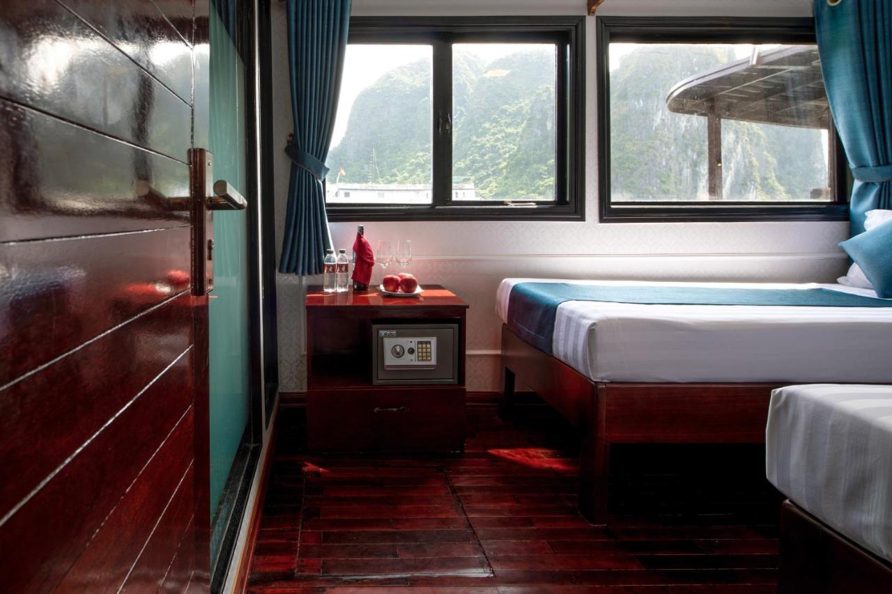 Charm Boutique Cruise Hotell Ha Long Exteriör bild