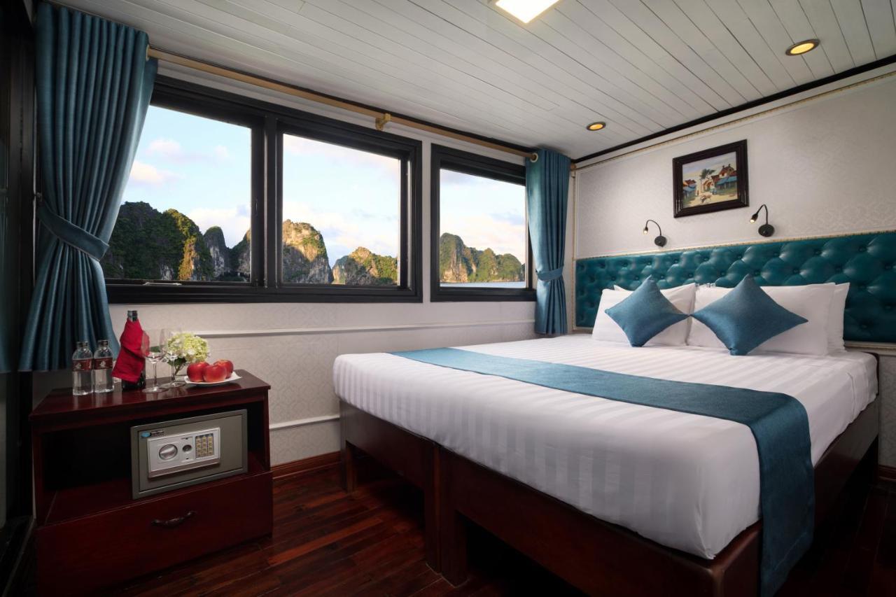 Charm Boutique Cruise Hotell Ha Long Exteriör bild